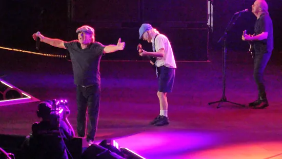 AC/DC Minneapolis US Bank Stadium 10 April 2025 Power Up Tour USA