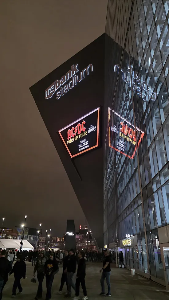 AC/DC Minneapolis US Bank Stadium 10 April 2025 Power Up Tour USA